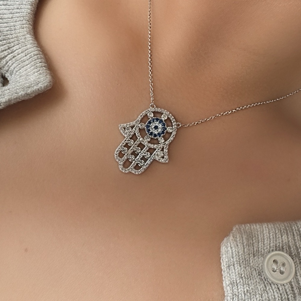 Elegant Silver Hamsa Pendant Necklace